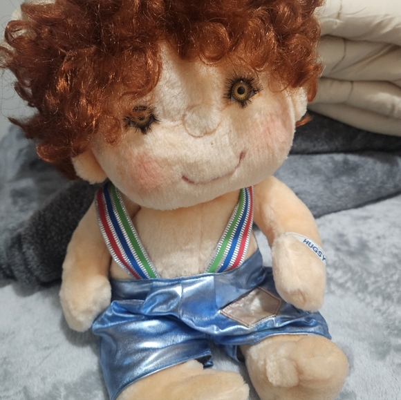 Hugga Bunch - Picture 3 of 5